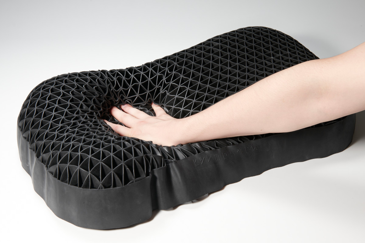 370-1711>ヒツジのいらない枕 【極柔】 ぽってり肉厚で包み込まれる